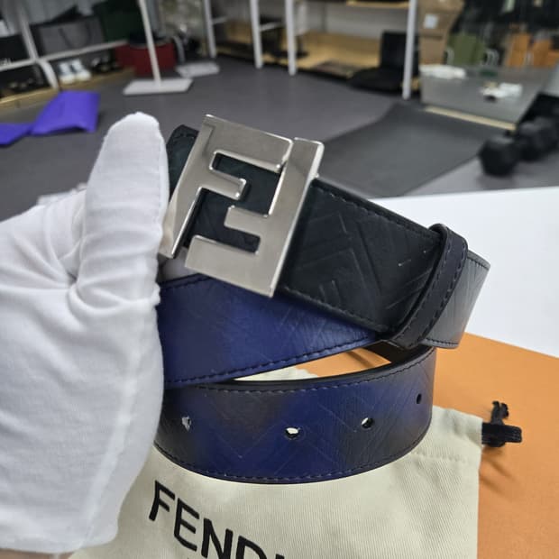 [A급컨디션]펜디 리버시블 벨트