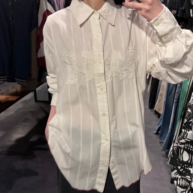 [IM] Vtg 아플리케 자수 셔츠 아이보리