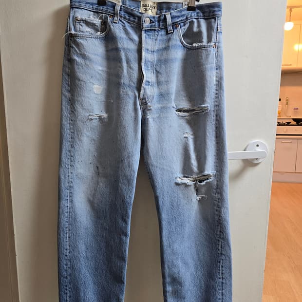 33 갤러리 디파트먼트 리바이스 리워크 데님