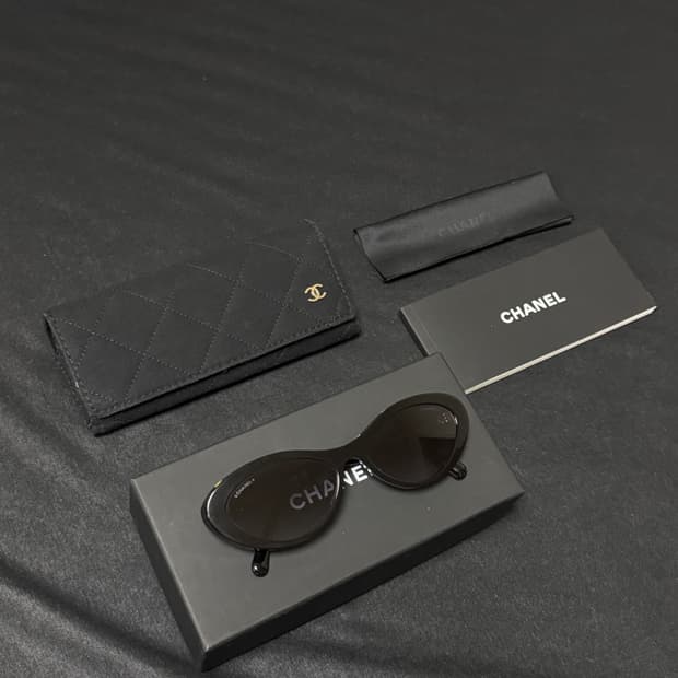 샤넬 로고 오벌레터링 배색 선글라스