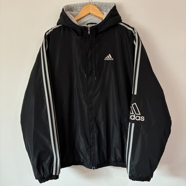 아디다스 후드 누빔 점퍼