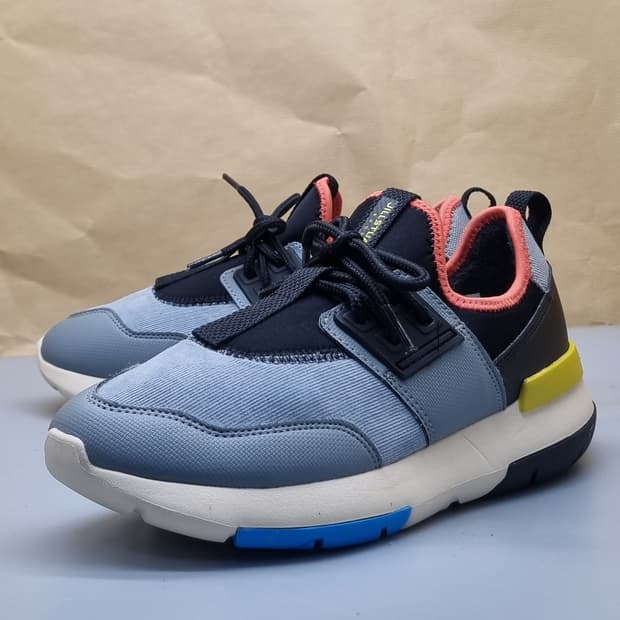 질스튜어트 스포츠 운동화250 