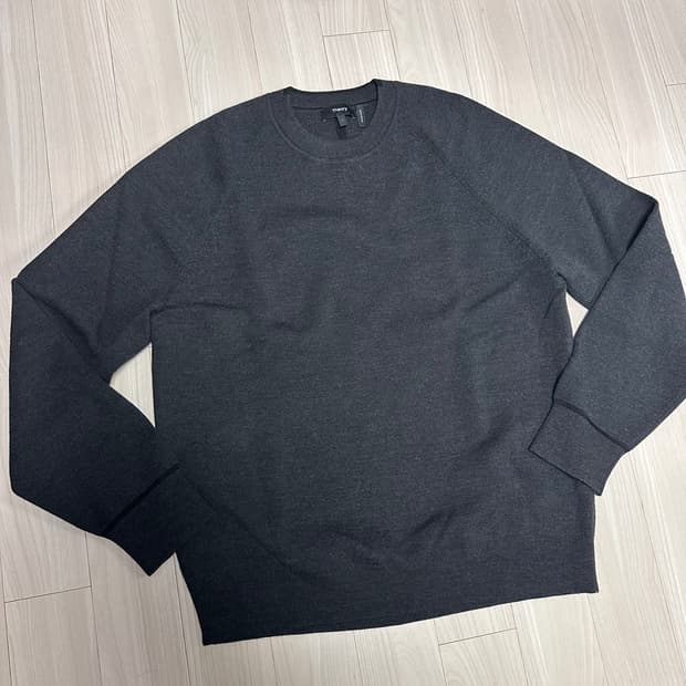 띠어리 카메론 니트 L사이즈 (100~105사이즈)