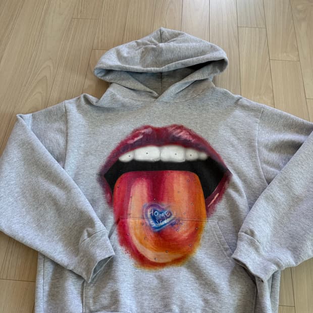 homesick 입술혀 후드티 사이즈 M (미국브랜드)