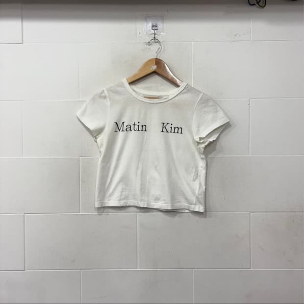 마뗑킴 크롭 반팔티