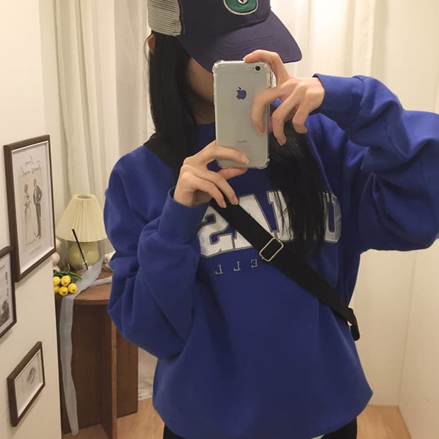 여성 챔피온 UMASS 오버핏맨투맨 100