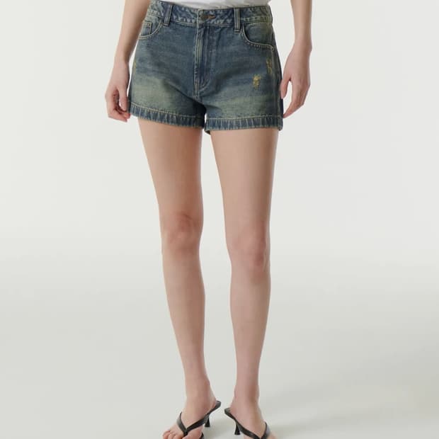 무탠다드 데님 미니 쇼츠