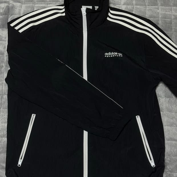 아디다스 바람막이