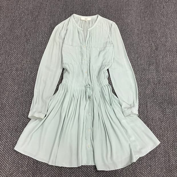 아떼 바네사브루노 플리츠 원피스 v5327