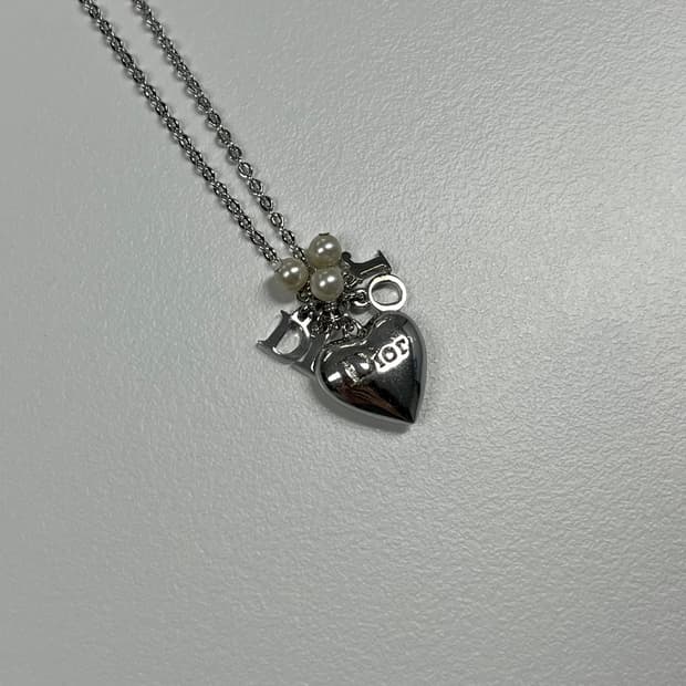 디올 하트통통 진주 목걸이