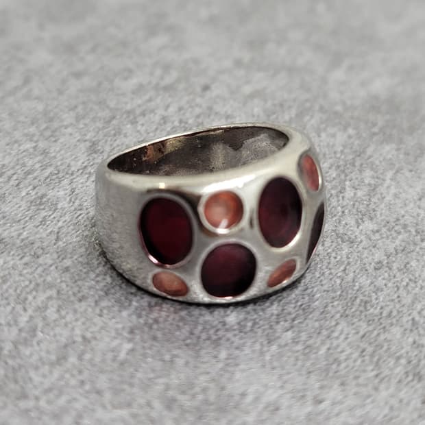 unique ring