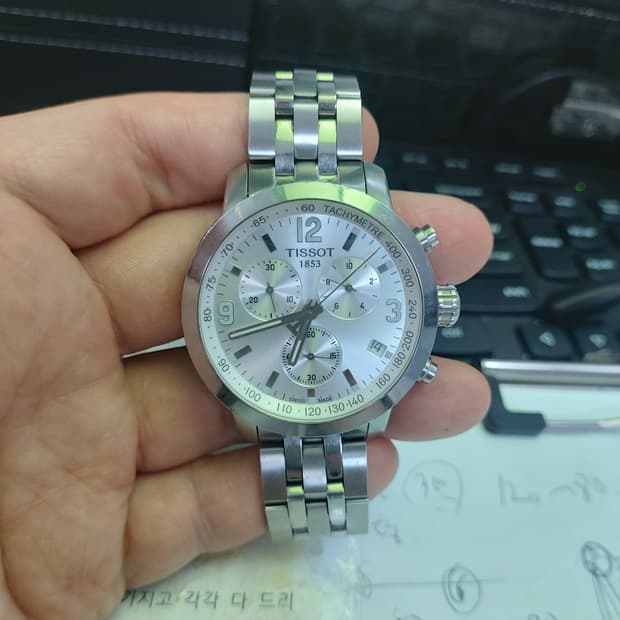 깔끔한 티쏘 prc200 은판 시계