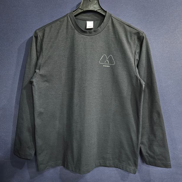 아이더 블랙차콜 남성 100 긴팔티셔츠