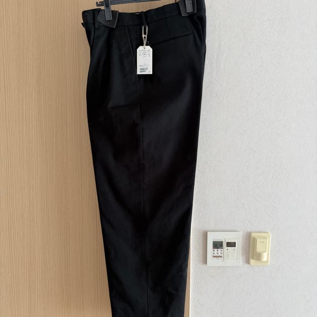 25FW 스티븐알란재팬 드릴 인 투플리츠 드레스 트라우저스 블랙 L