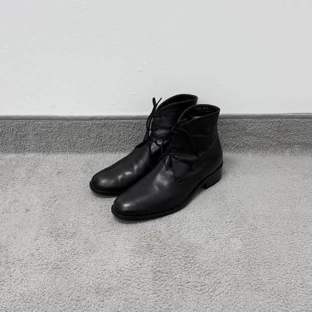 Margaret Howell leather chukka