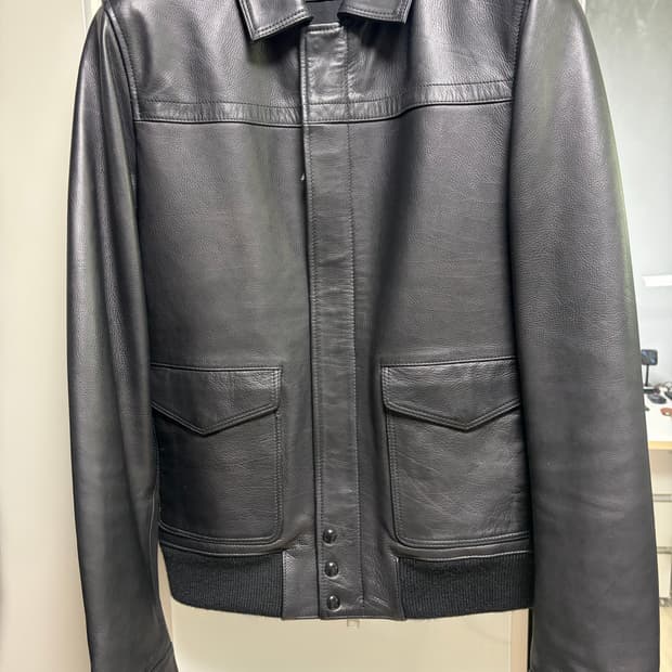 가죽명가 올세인츠 가죽 자켓 블랙 M 100사이즈 상태 깔끔해요.