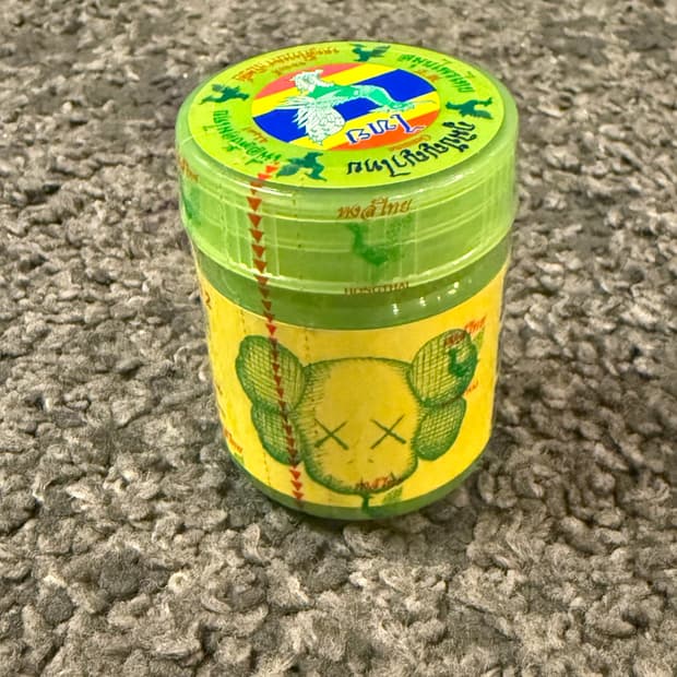 KAWS 카우스 홍타이야돔 태국한정판 새상품