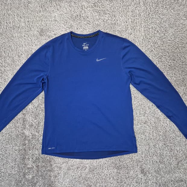 나이키 드라이핏 남성 기능성 긴팔티 L(100)