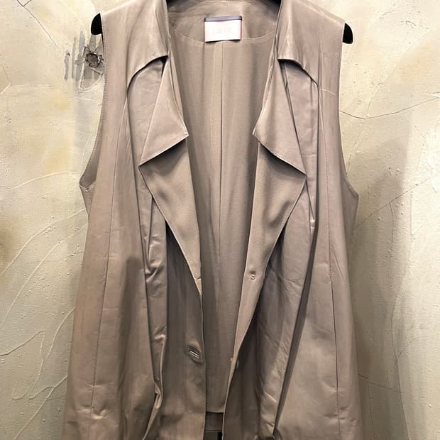 르베이지 아주 얇은 양가죽 베스트 66