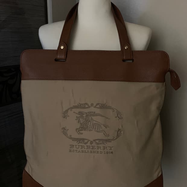 버버리 숄더백