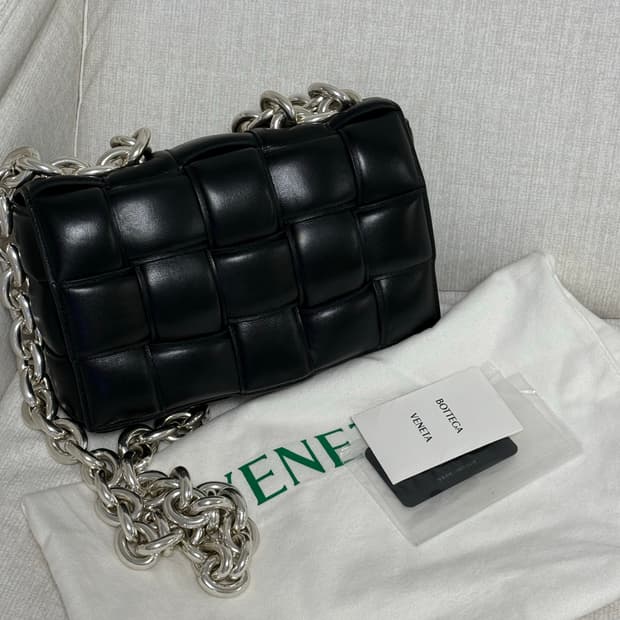 보테가베네타 카세트 체인백