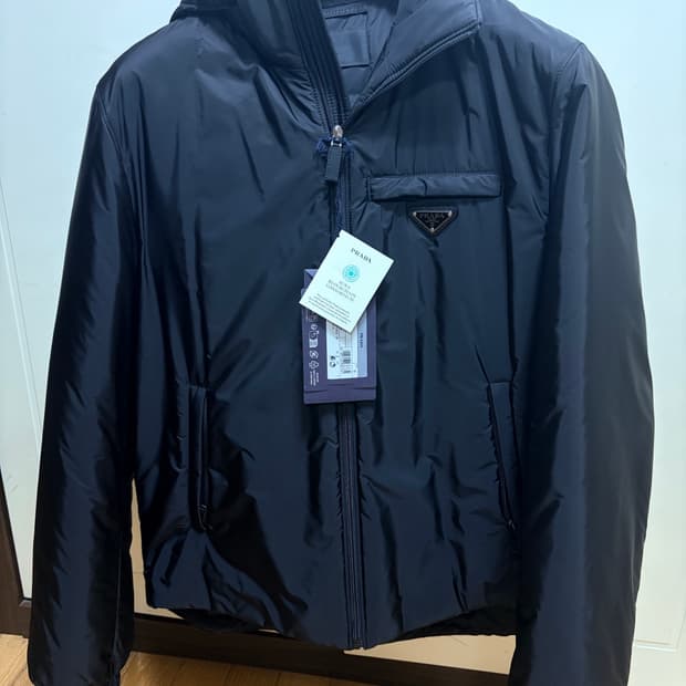 프라다 패딩 sgn955 블랙 50사이즈