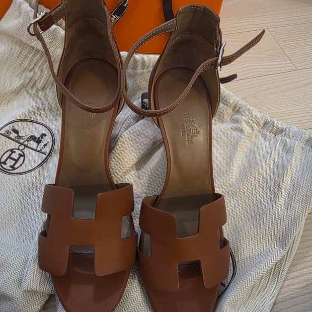 에르메스 Legend 샌들 골드 36.5