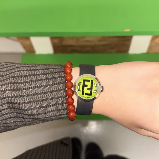 펜디 빈티지 시계