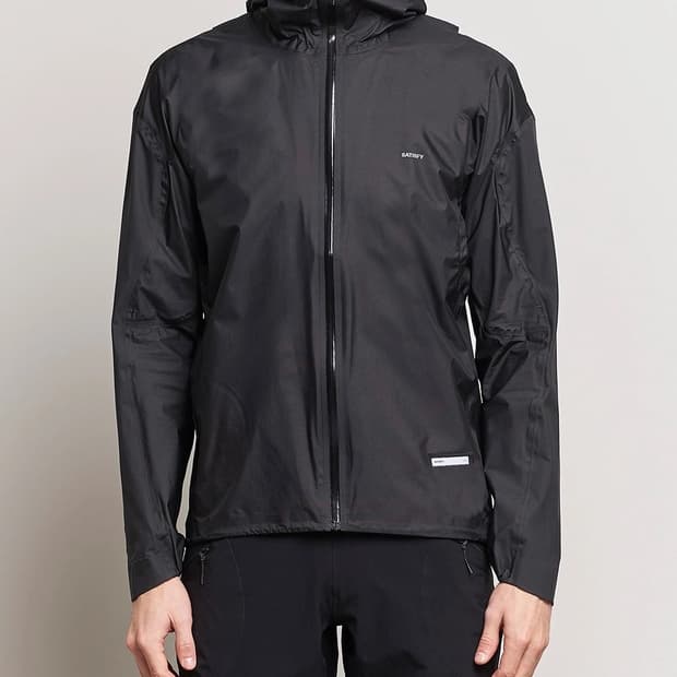Satisfy 3L fly rain jacket