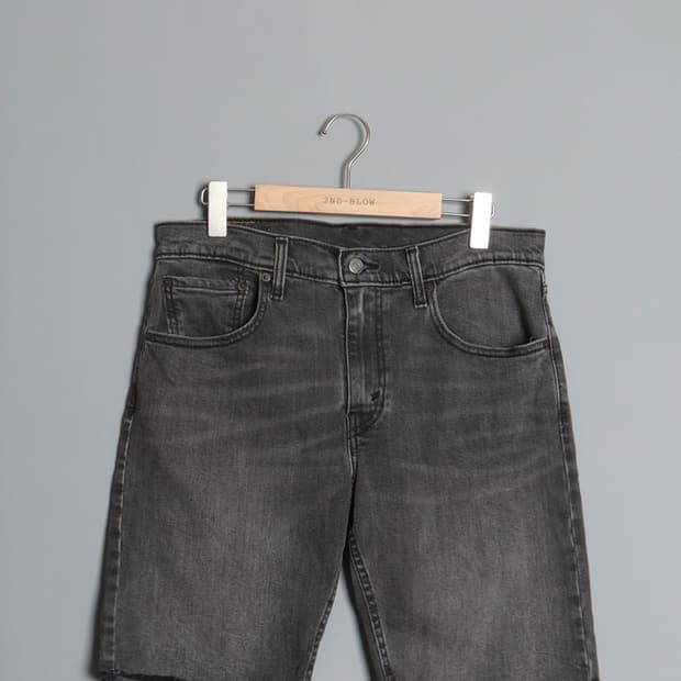 Levi's 405 Stretch Denim Shorts (32