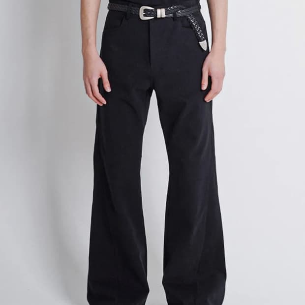 율러 시그니처 플레어 신치백 팬츠 블랙 (M)