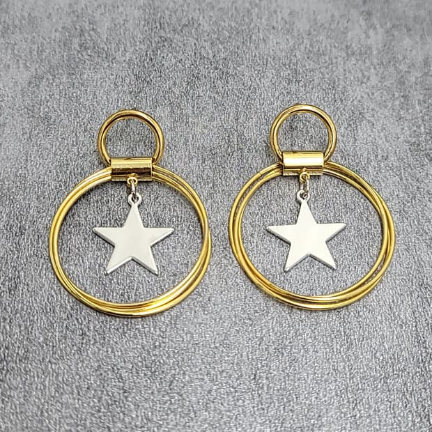 star earrings