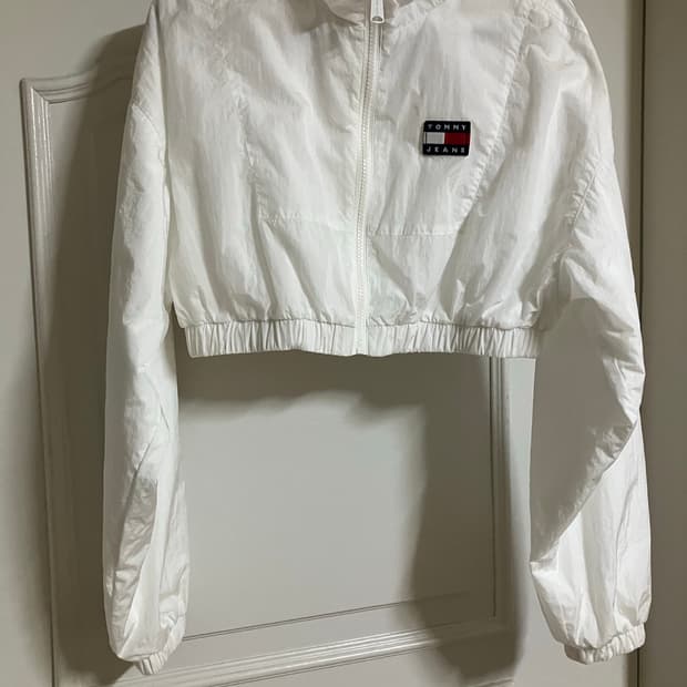 타미진스 화이트 크롭 자켓