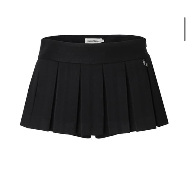 구해요)쓰리타임즈 loew pleats skirt 로우 플리츠 스커트