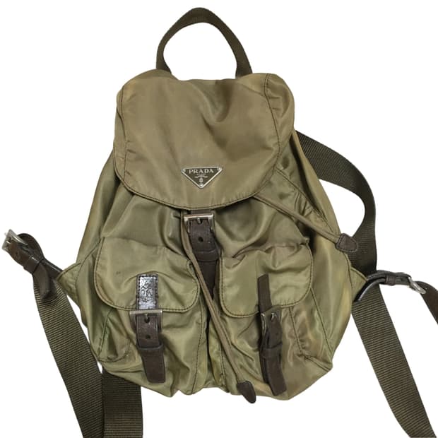 Prada 프라다 삼각로고 백팩