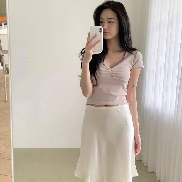 (구해요)설레르 미디 스커트 삽니다 로슈 밀로세