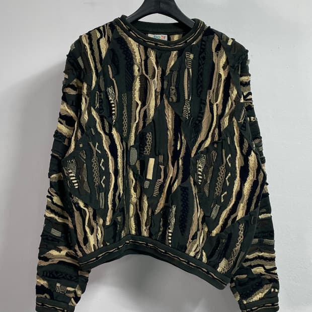 쿠지 림노스 에스닉 헤비 케이블 니트 (on.167)