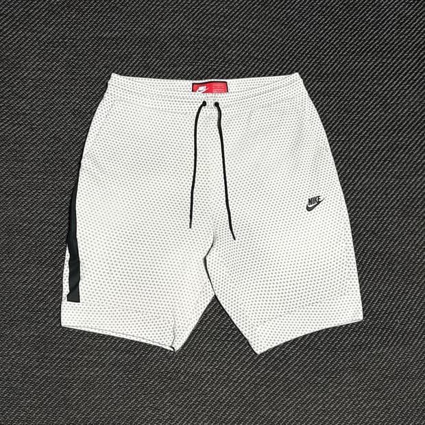[2XL] Nike 나이키 테크팩 도트 아이보리 반바지