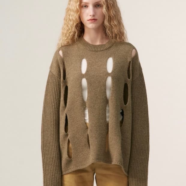 더오픈프로덕트 버티컬 컷아웃 니트 카키