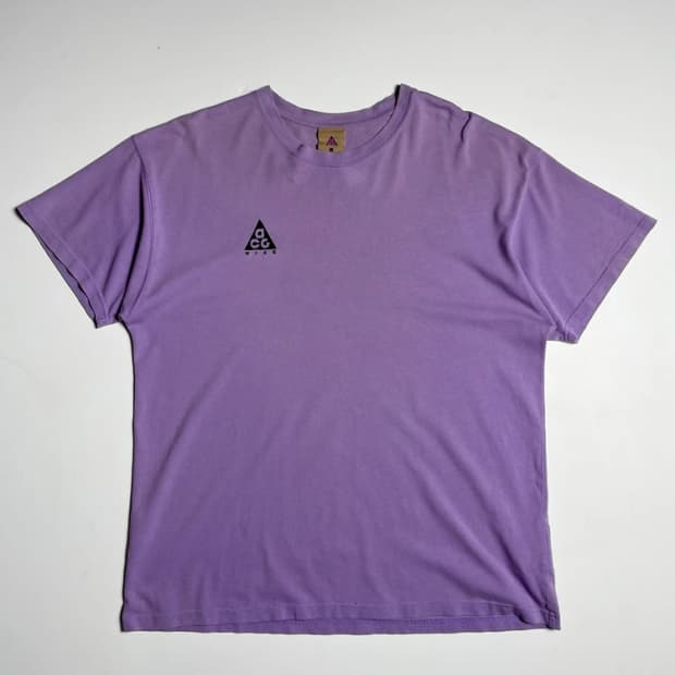 나이키 ACG 스몰 로고 크루넥 반팔 티셔츠 R1099