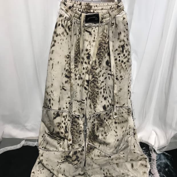 배드블러드 로 엣지 컨벡스 조거 -오일 레오파드