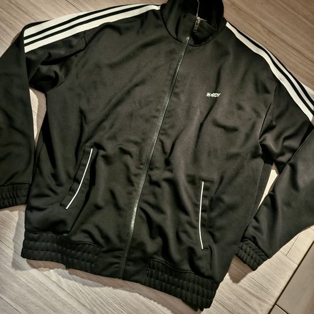 널디 트랙탑 블랙