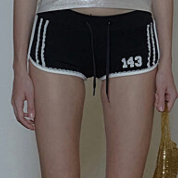 스컬프터 Micro Dolphin Shorts Black 