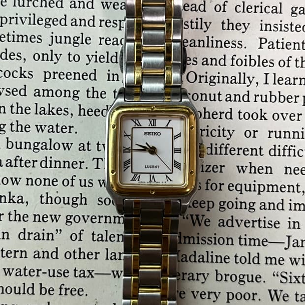 SEIKO LUCENT 투톤 탱크 레이디스 쿼츠