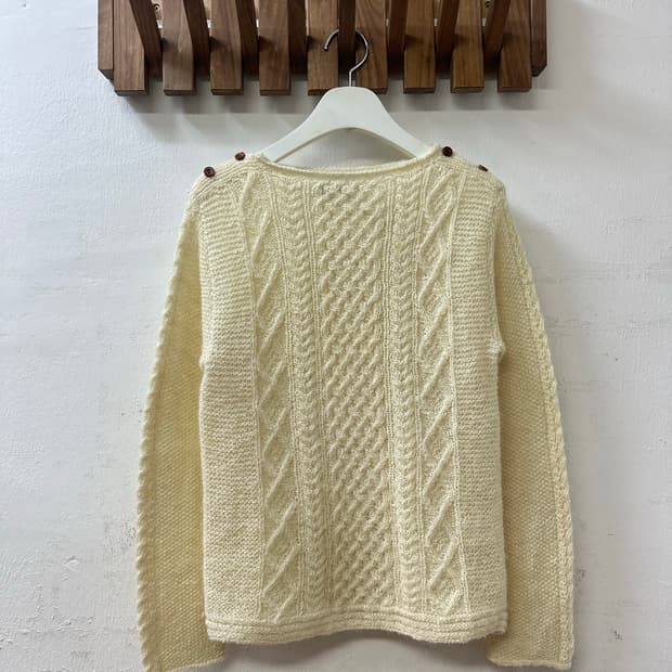 일본빈티지 울100% 꽈배기 케이블 풀오버 니트