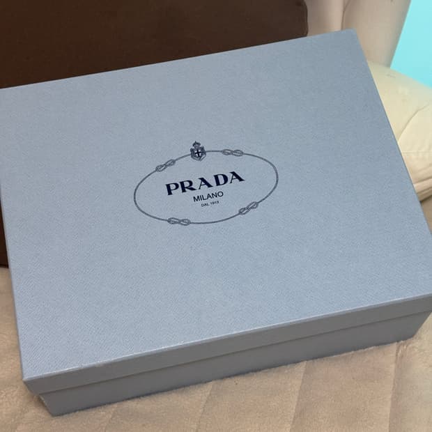 [PRADA/프라다] 초콜릿 브러시드 가죽 로퍼 (36.5)