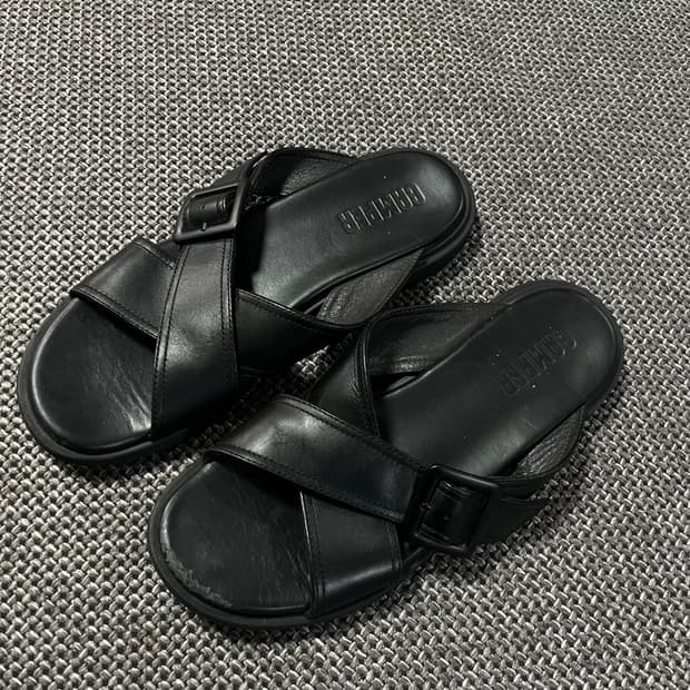 캠퍼 샌들 블랙 40