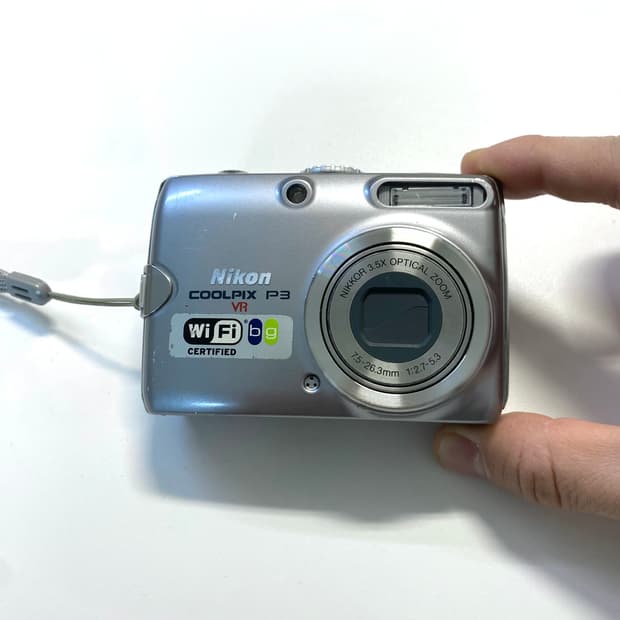 니콘 쿨픽스 P3 디지털 카메라