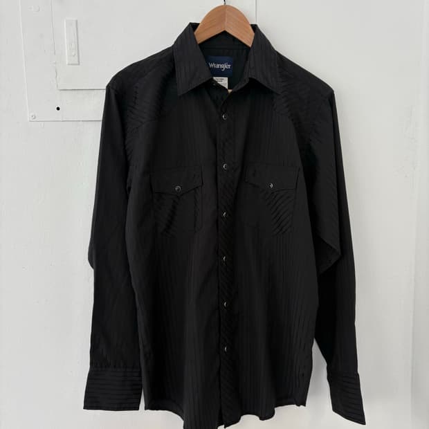 랭글러 블랙 스트라이프 셔츠