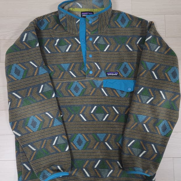 [M] <상태최상> 파타고니아 신칠라 라이트웨이트 아즈텍